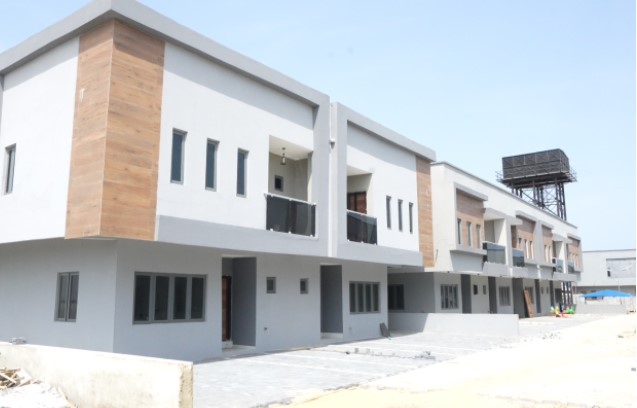 4 Bedroom Houses for Sale in Lekki Phase 2