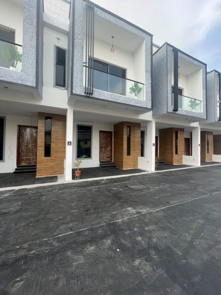 3 Bedroom Duplex in Sangotedo